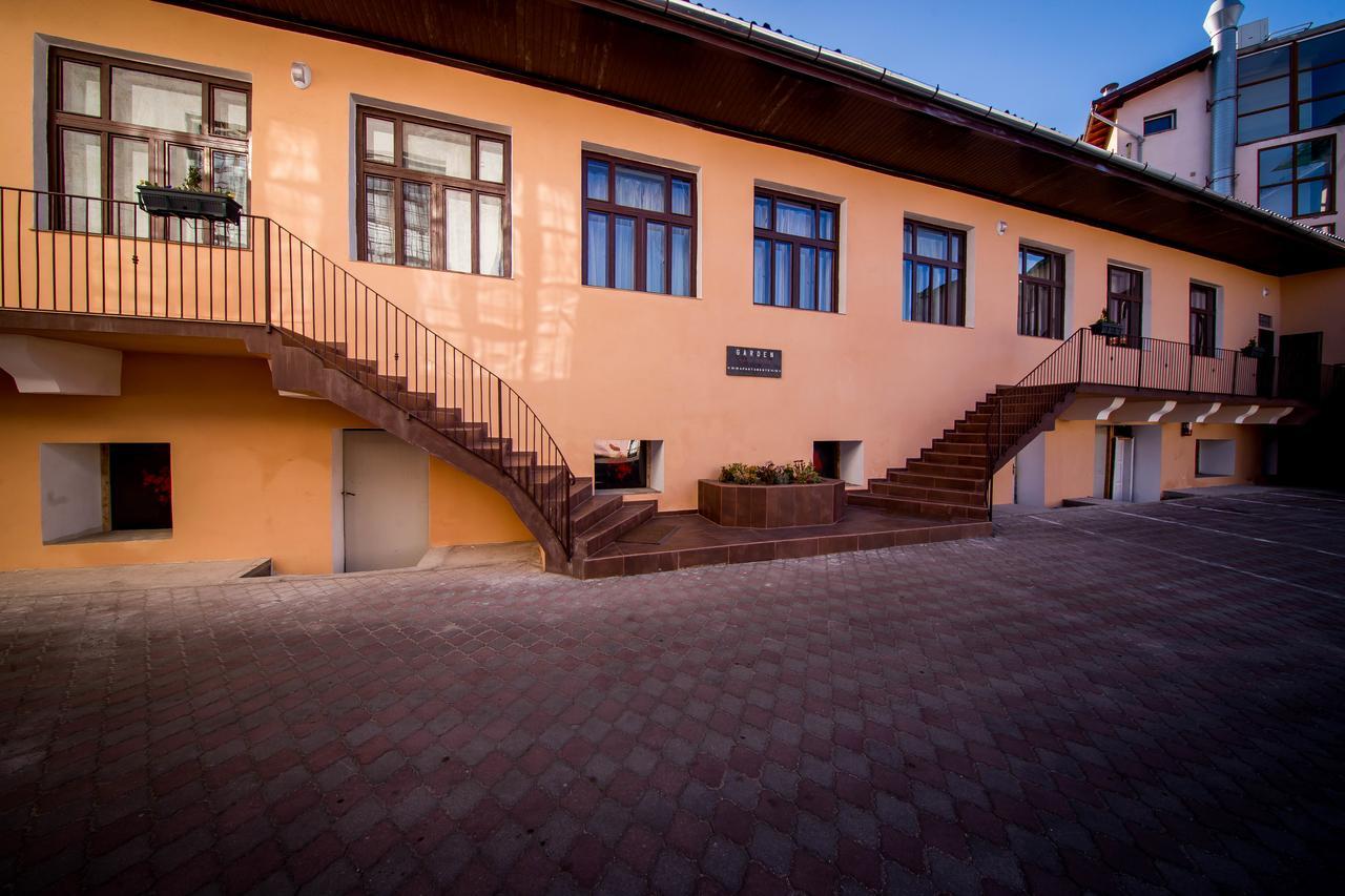 Boul Rosu Residence Free Private Parking Arad Exterior photo